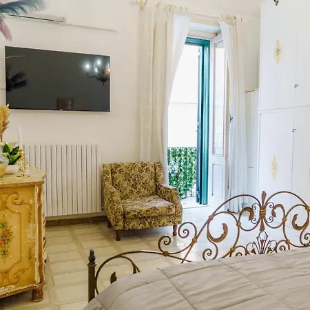 Victorian House Bed and breakfast Lecce