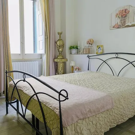 Victorian House Bed & Breakfast Lecce